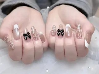 ネイル T. Leeのネイルデザイン