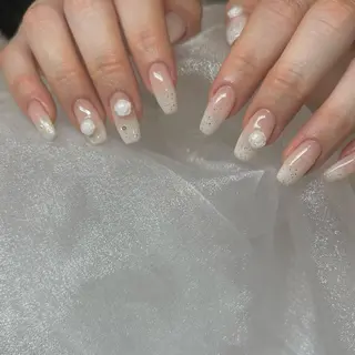 ネイル ANNE梅田ALLYS店所属・村上 カンナのネイルデザイン