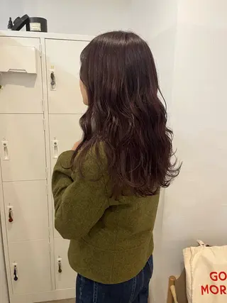 ロング カラー フクシママユ / 柔らかカラーのヘアスタイル