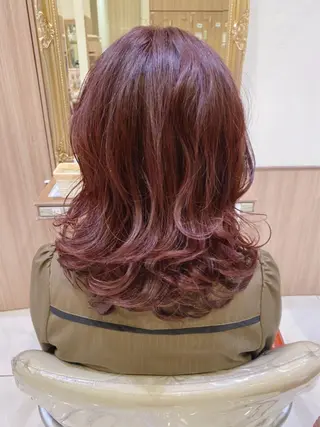 セミロング カラー 古川 琴美のヘアスタイル
