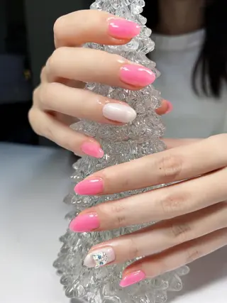 ネイル ネイルサロン ロア旧ジョリーのネイルデザイン