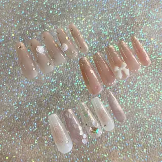 ネイル 🐈‍⬛ Minamiのネイルデザイン