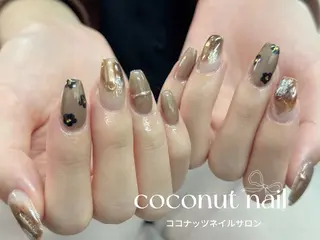 ネイル 神田 ココナッツのネイルデザイン