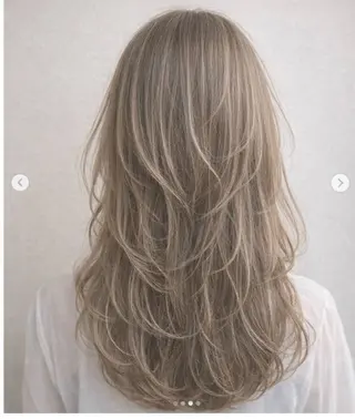 ロング M.SLASH 大元研二のヘアスタイル