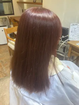 カラー 出原 凪彩のヘアスタイル