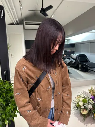 ミディアム カラー REINA☁️透明感 カラー/ぷつっと♡のヘアスタイル