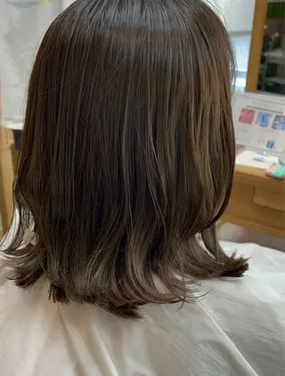 カラー 鈴木 凜のヘアスタイル