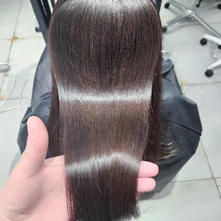 ロング 内藤 旭のヘアスタイル