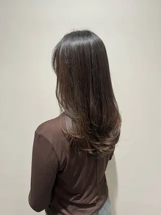 ロング Helena みなつのヘアスタイル