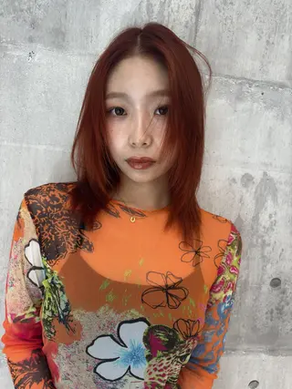 セミロング カラー 暖色カラーカット特化 ⭐️代表⭐️のヘアスタイル