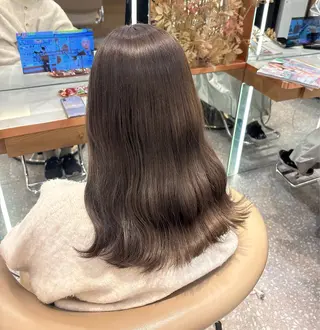 ミディアム カラー 梅田美容室 山崎海波のヘアスタイル