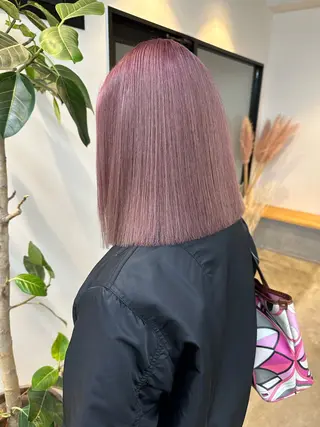 ミディアム カラー yuika .のヘアスタイル