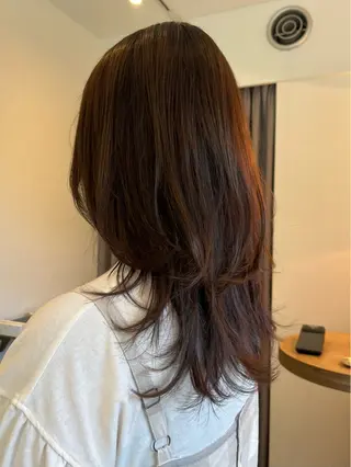 セミロング カラー YUI／レイヤー カット/透明感カラーのヘアスタイル