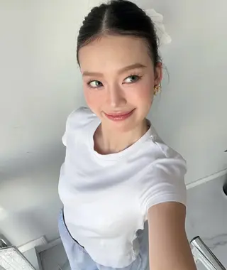 セミロング カラー レイヤー/柔色 カラー/SAkiのヘアスタイル