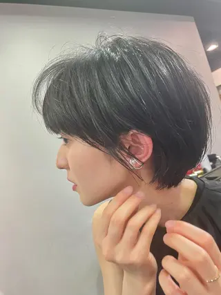 ショート Ms.CHARM【ミズチャーム】所属・韓国/レイヤーカット 顔周り/廣瀬達哉のヘアスタイル