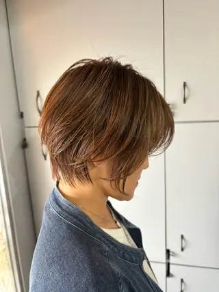 ショート カラー nico 麻生 やまざきれいのヘアスタイル