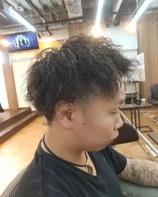 メンズ パーマ 久村 奈菜のヘアスタイル