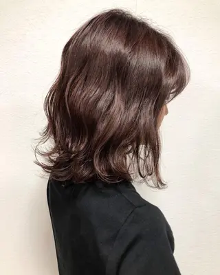 ミディアム REVE所属・TAKU 美容師のヘアスタイル
