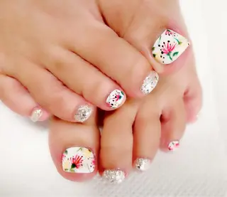 ネイル chieko'nail所属・CHILL NAIL 読谷村のネイルデザイン