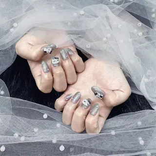 ネイル パーツ全部¥110 サロンミミのネイルデザイン