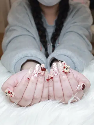 ネイル Risu Nails Salon 代々木所属・リス ネイルのネイルデザイン