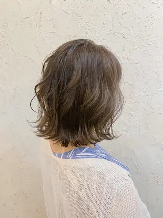 ミディアム NALU藤沢所属・藤沢NALU/透明感 カラー/アノウタカシのヘアスタイル