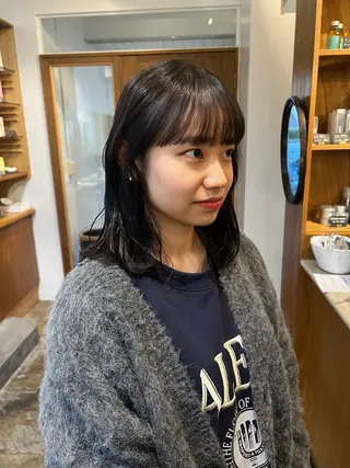 ミディアム 鈴木 三保のヘアスタイル