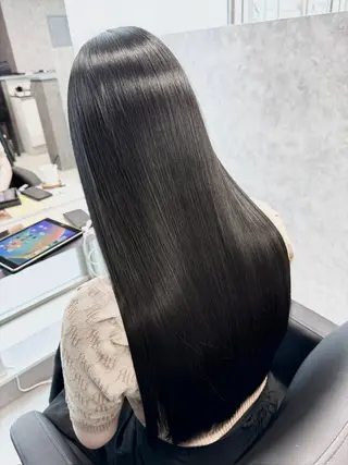 ロング 韓国風カラー🤎 𝒄𝒉𝒊𝒌𝒂のヘアスタイル