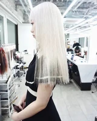 ロング ハイトーン/ ボブ/KAIのヘアスタイル