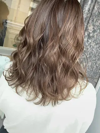 ミディアム 🫧艶髪カラー🫧 森本くるみのヘアスタイル