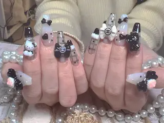 ネイル MOA NAIL所属・MoaNail🫶 Yoshiのネイルデザイン