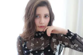 セミロング カラー VIVIE【ヴィヴィ】所属・髪質改善/韓国風 レイヤー/田村祐樹のヘアスタイル