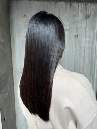 ロング muze所属・髪質改善/酸性ストレ ート/ブリーチ縮毛のヘアスタイル