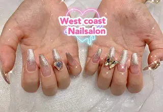 ネイル リボン、ガーリー パーツ放題専門店のネイルデザイン