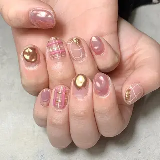 ネイル atelier FIORITURA所属・FIORITURA aiのネイルデザイン