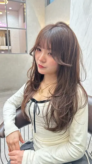 ロング カラー ダブルカラー 韓国レイヤーKYONのヘアスタイル