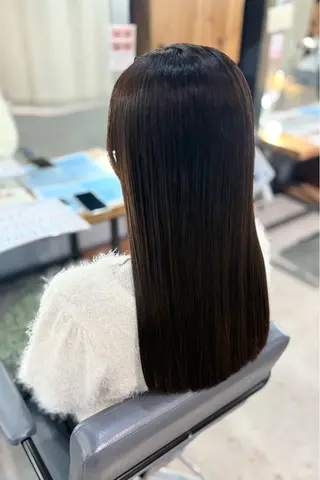 ロング 菊地 紗矢のヘアスタイル