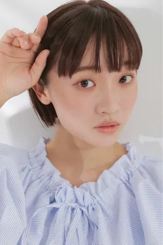 ミディアム しもかわ かほのヘアスタイル
