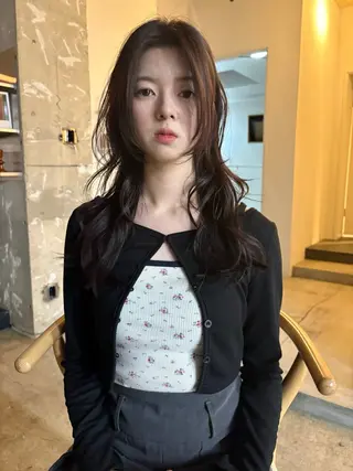 セミロング Zoey Ayakaのヘアスタイル