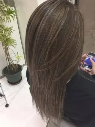 ロング bliss1所属・西 愛璃のヘアスタイル