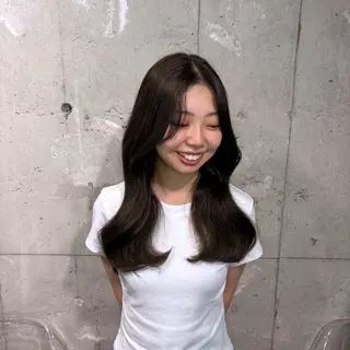 カラー 透明感ベージュ🤎 ナチュラルレイヤーのヘアスタイル