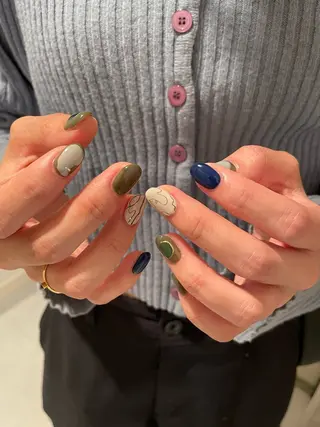 ネイル Ami 🦥のネイルデザイン