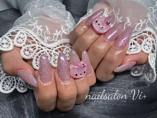 ネイル ✨Nailsalon Vi+✨のネイルデザイン