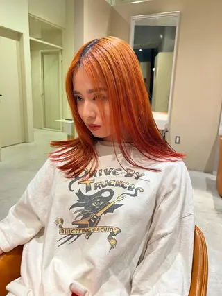 セミロング カラー 加藤木麻彩 NEROのヘアスタイル