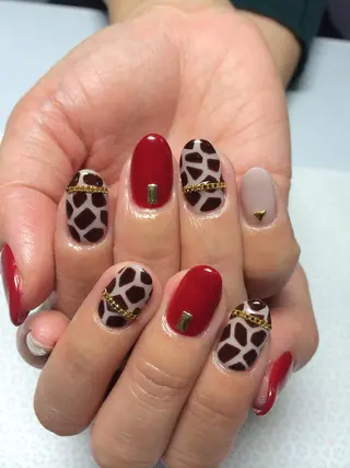 VIOLUS所属・VIOLUS 関目のネイルデザイン