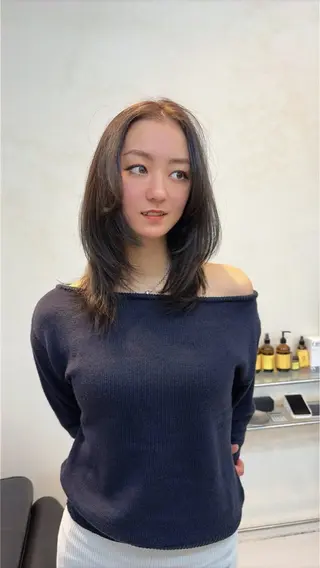 ミディアム iet.所属・ウルフ/ボブ/耳ツボ ジュエリー◎ricoのヘアスタイル