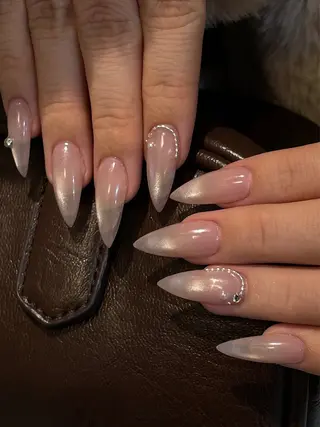 ネイル GO TODAY シェアサロン 渋谷Amiu店所属・渋谷ネイル🎀 y2k/海外ネイルのネイルデザイン