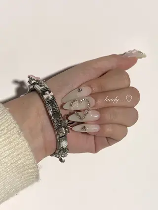 ネイル One HINATAのネイルデザイン