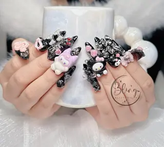 ロング Bling Salonのネイルデザイン