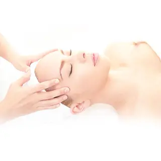 【産毛・眉毛ケア＆肌質改善サロン】＊BiBi＊beautysalon所属・眉･産毛専門BiBi 糸脱毛スレッティングのエステ・リラクイメージ